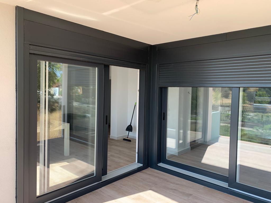 Taller de aluminio y PVC especializado en instalación de cerramientos