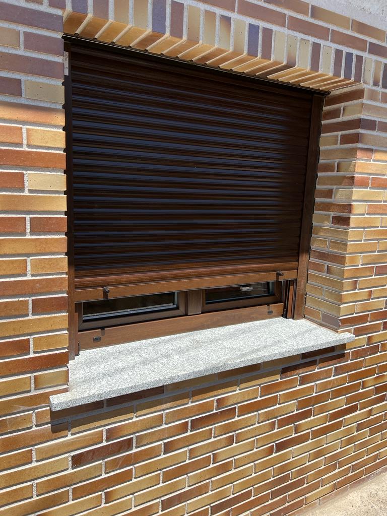 Venta e instalación de cerramientos de aluminio y PVC en Fuenlabrada
